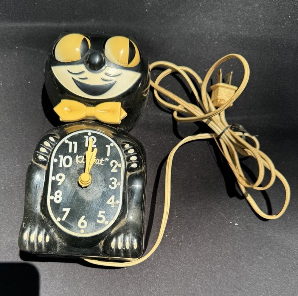 Vintage Kit Cat Klock - Model D8 - California Clock Co - Electric Read! -A86